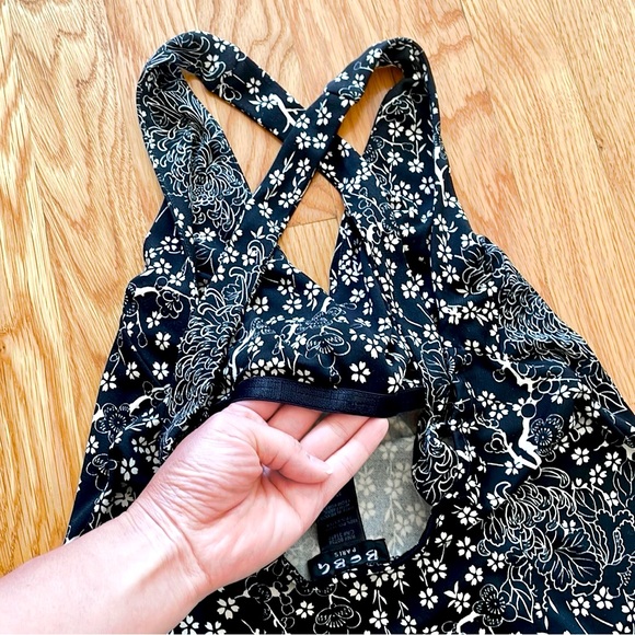 BCBG Black and White Floral Cross Back Midi Dress - Picture 3 of 8